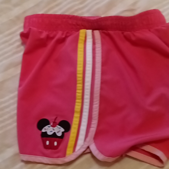 Disney - Girls Pink Minnie Mouse Swim Shorts. Size 11/12. - Picture 5 of 6